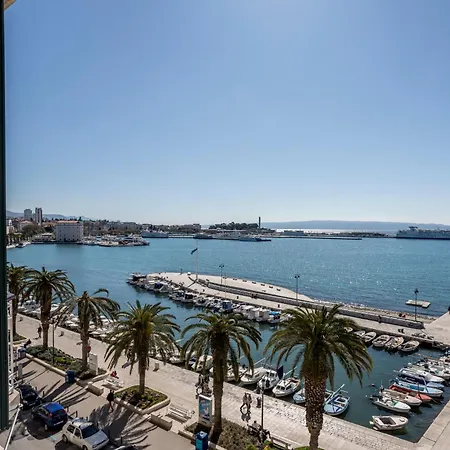 Seaview Luxury Retreat Affittacamere