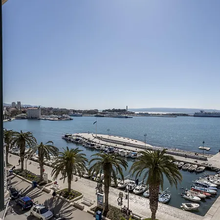 Seaview Luxury Retreat 스플리트