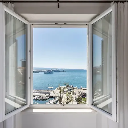 Πανσιόν Seaview Luxury Retreat Σπλιτ