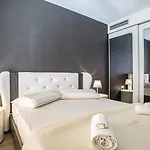 Seaview Luxury Retreat بيت ضيافة سبليت