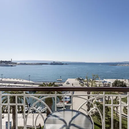 Gostinjska kuća Seaview Luxury Retreat 4*