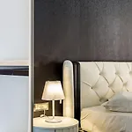 Seaview Luxury Retreat Guest house 4*