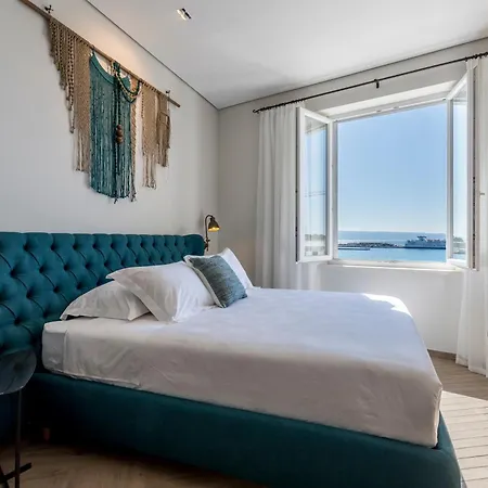Гостьовий будинок Seaview Luxury Retreat Спліт